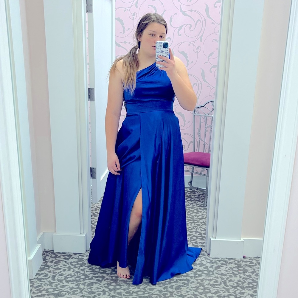Royal blue Studio 17 size 14 prom dress